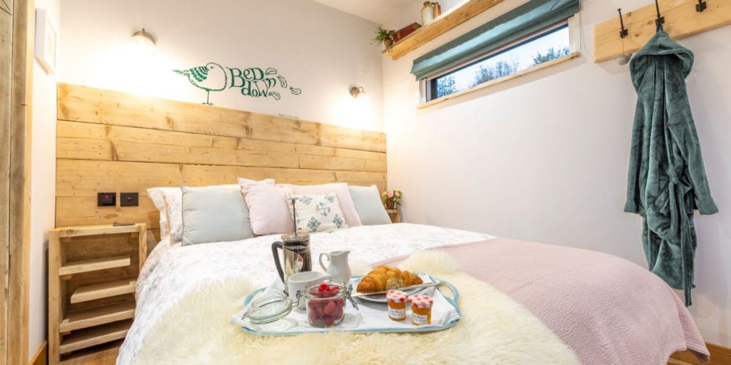 Cosy Bedroom at The Nook | Glamping Cabin Forest of Dean