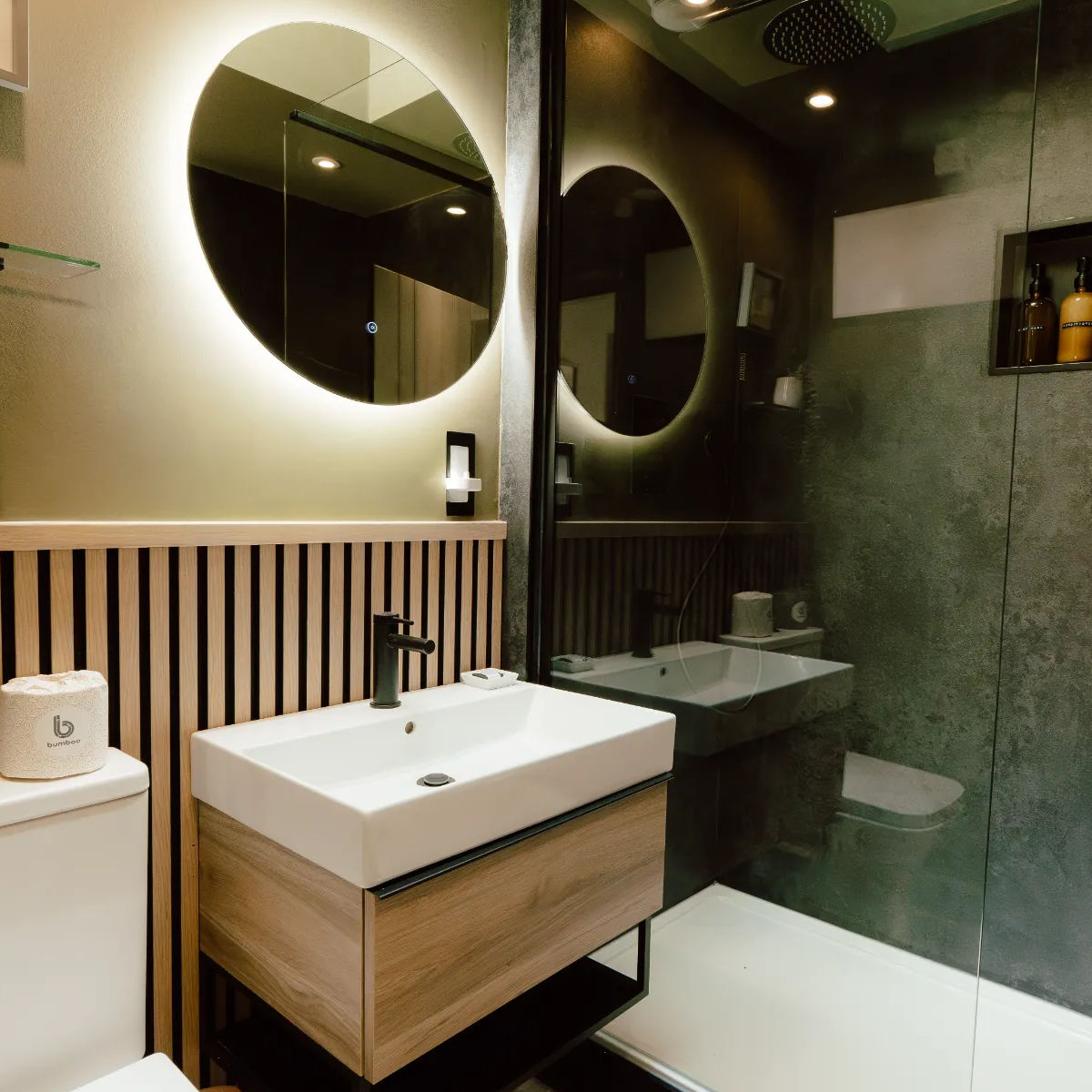 Rookery bathroom